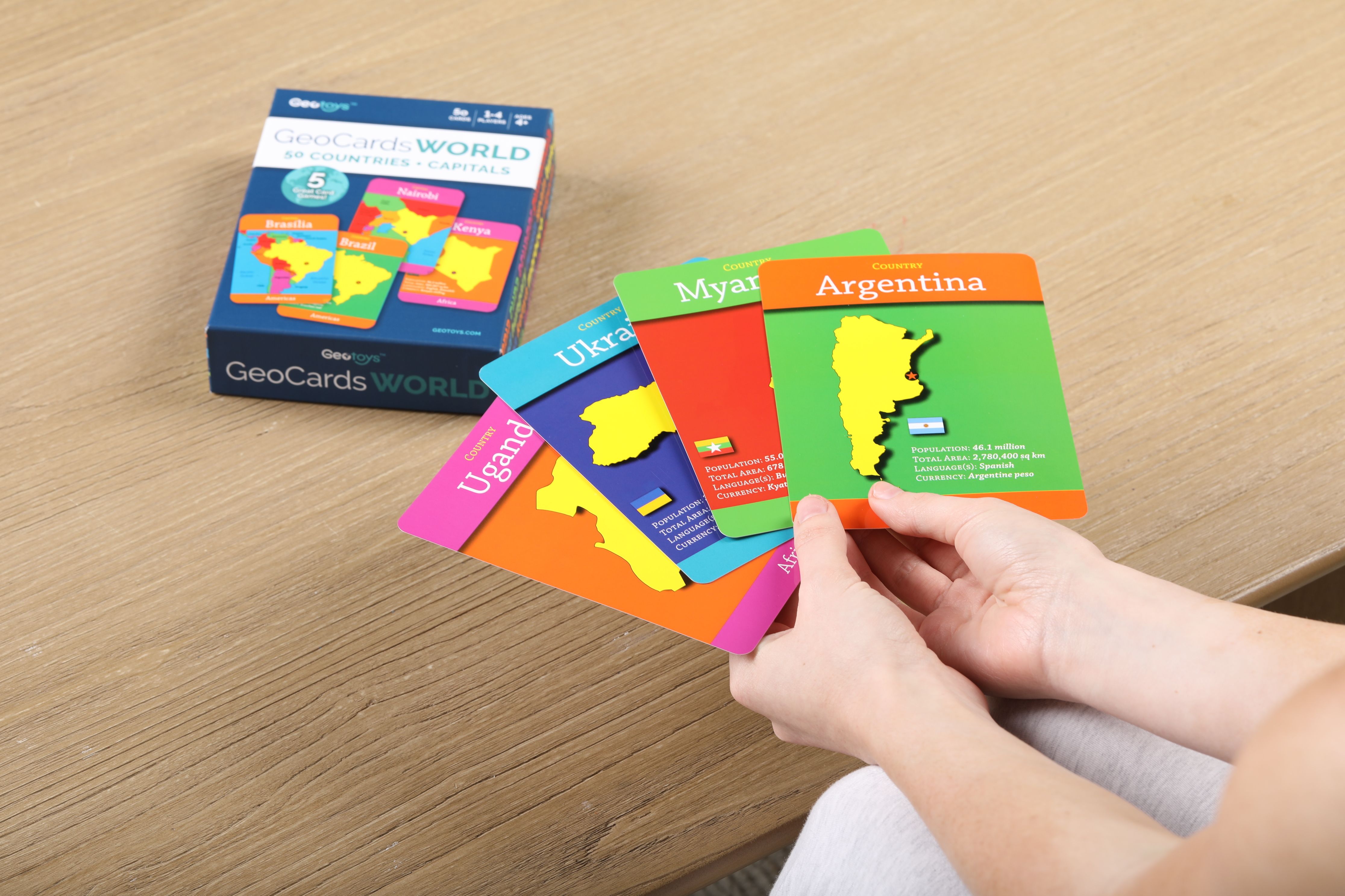 GeoCards World 5-in-1 Card Games – Geotoys